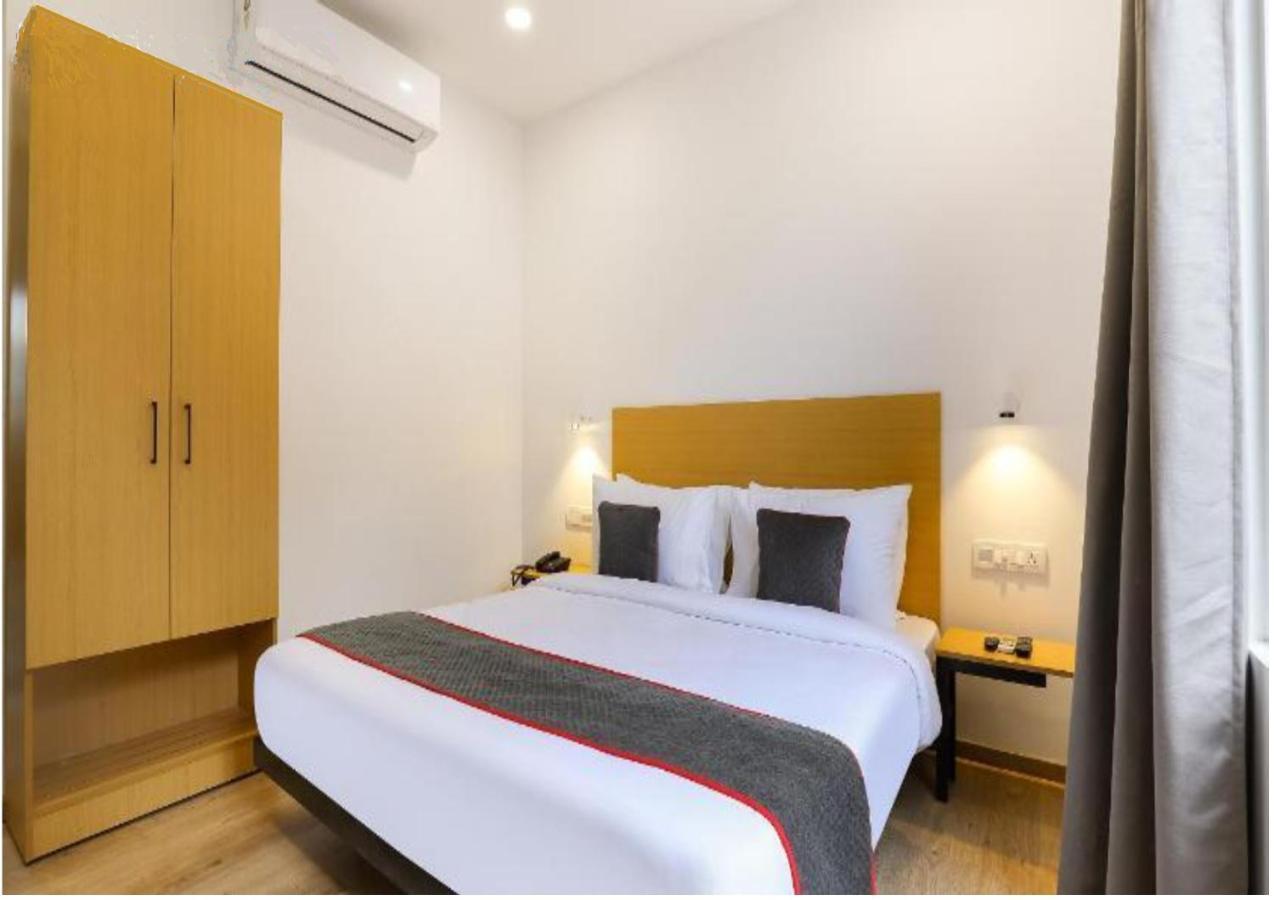 Hotel Kingston House Lucknow Esterno foto