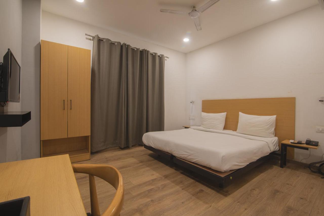 Hotel Kingston House Lucknow Esterno foto